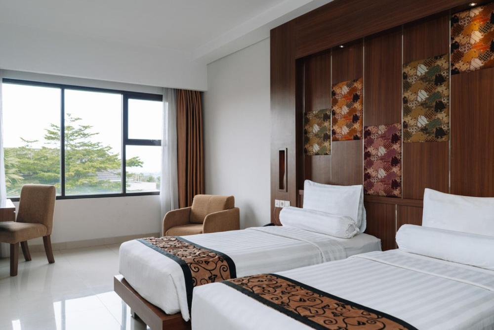Anugrah Hotel Сукабуми Екстериор снимка