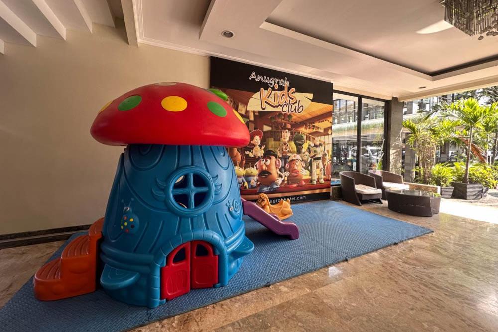 Anugrah Hotel Сукабуми Екстериор снимка