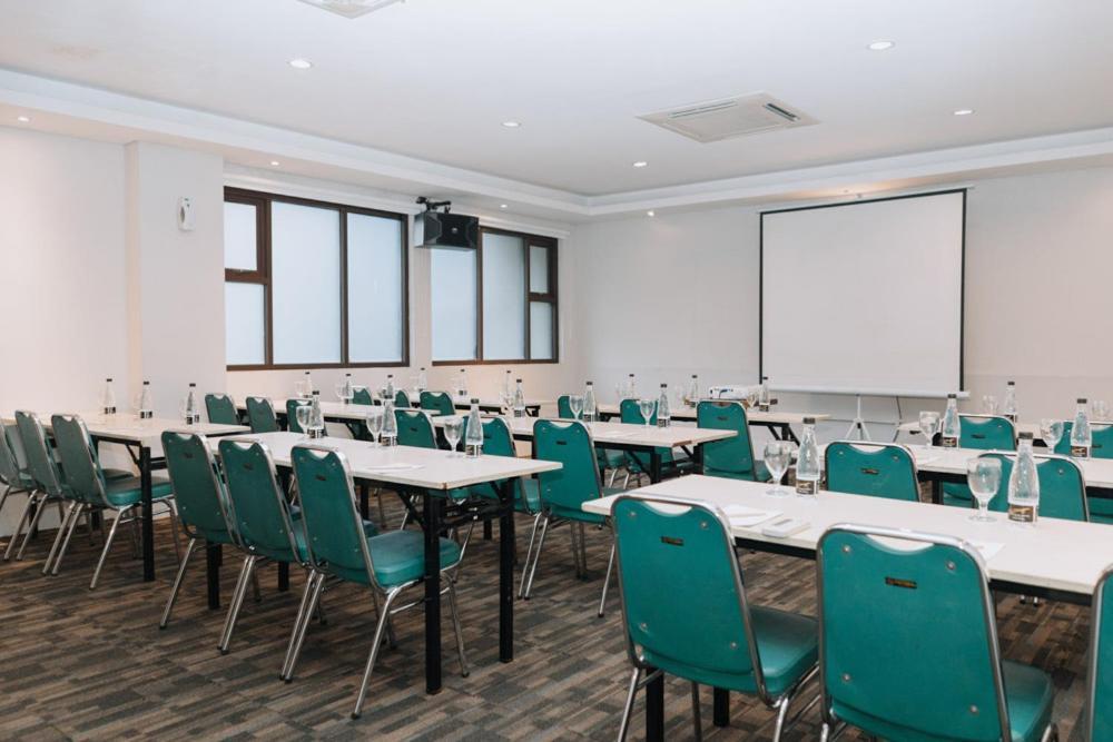 Anugrah Hotel Сукабуми Екстериор снимка
